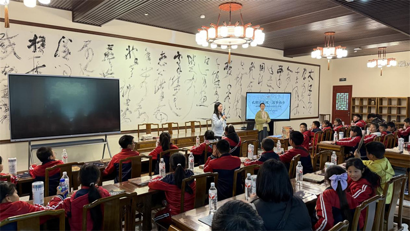 孔明送东风筑梦山乡公益活动圆满结束