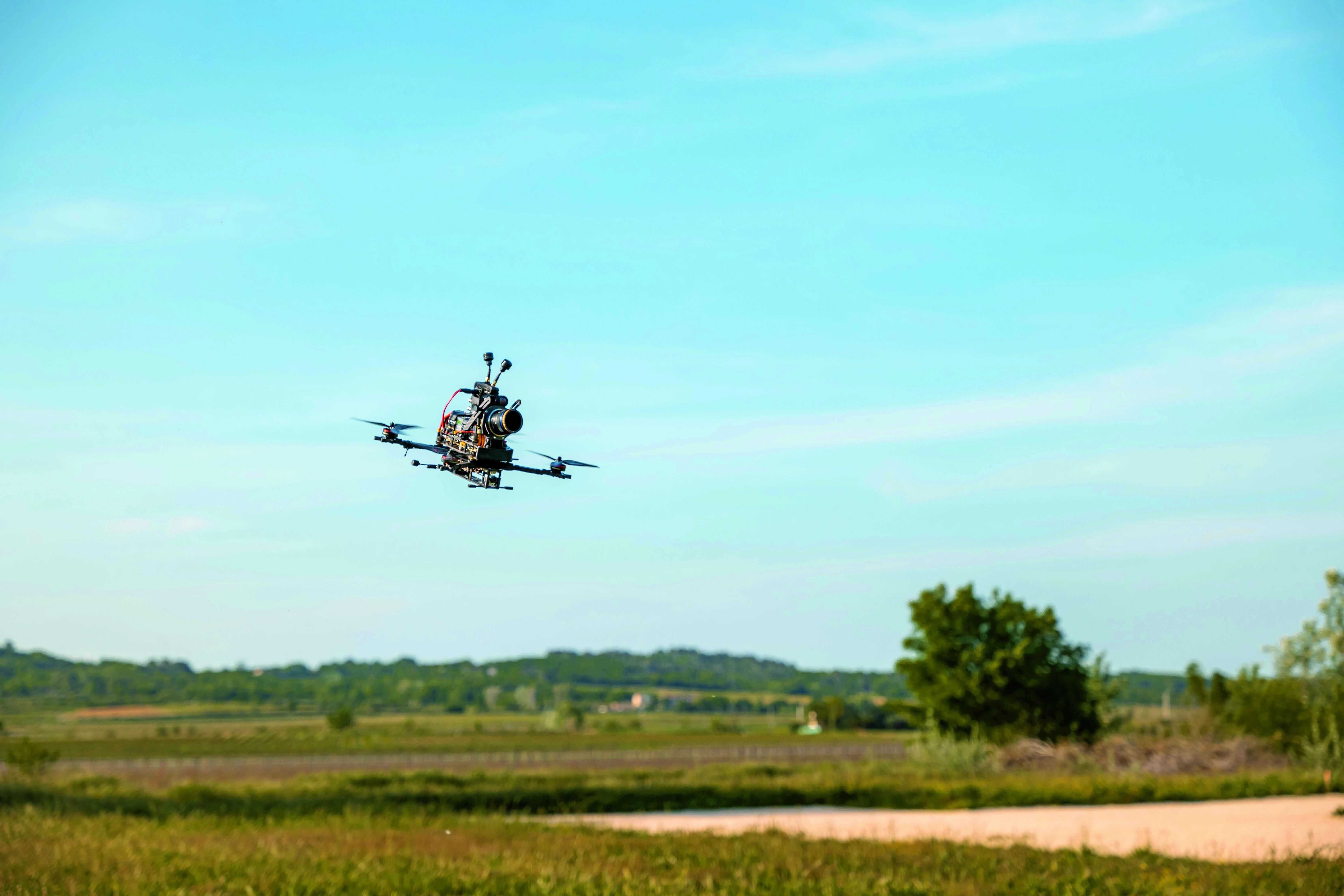 �ߵ¶��³�����ɣ��Կռ�������������ǿ������