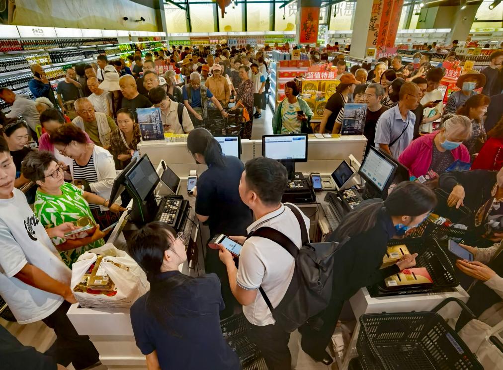 海南岛内居民免税店开业直击