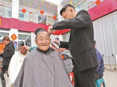 �����Ű������ίԱ�Ὺչ���������������